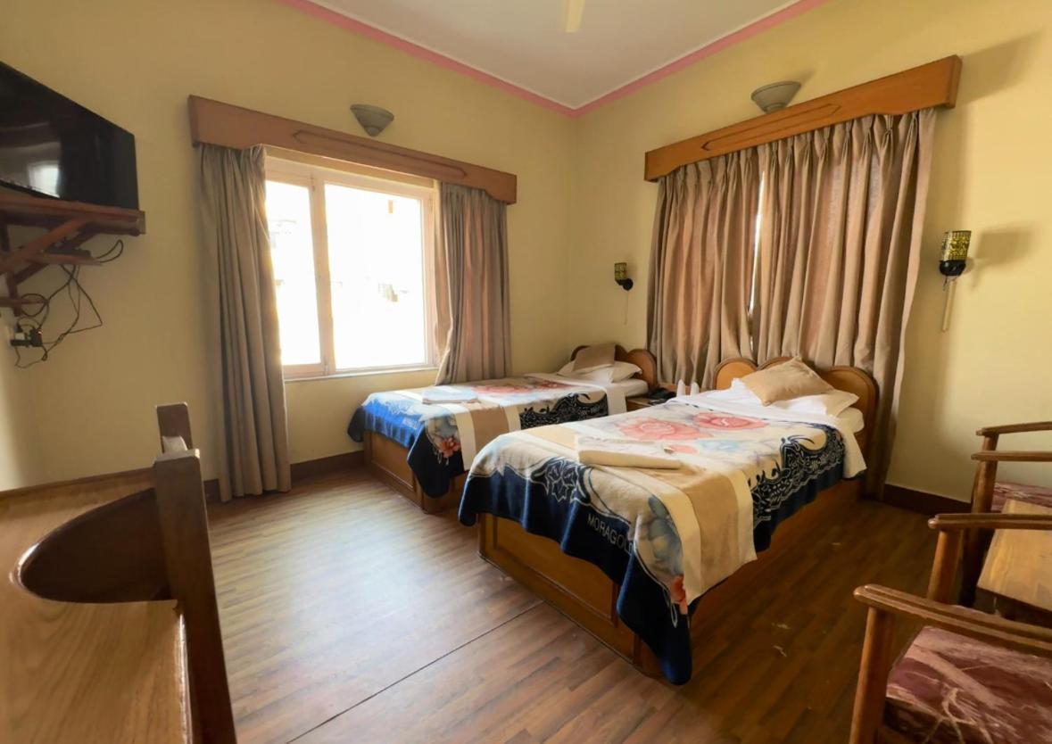 Green Tara Hotel Pokhara Eksteriør bilde