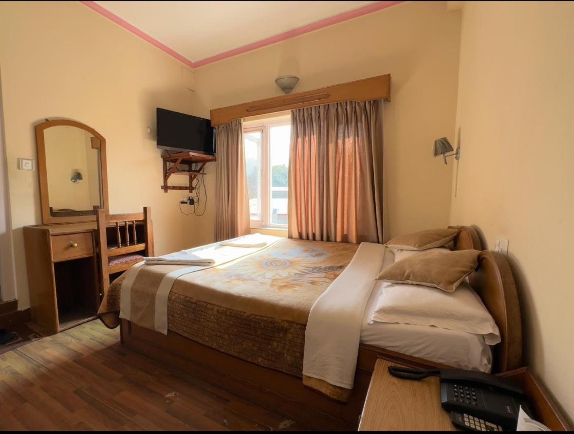 Green Tara Hotel Pokhara Eksteriør bilde