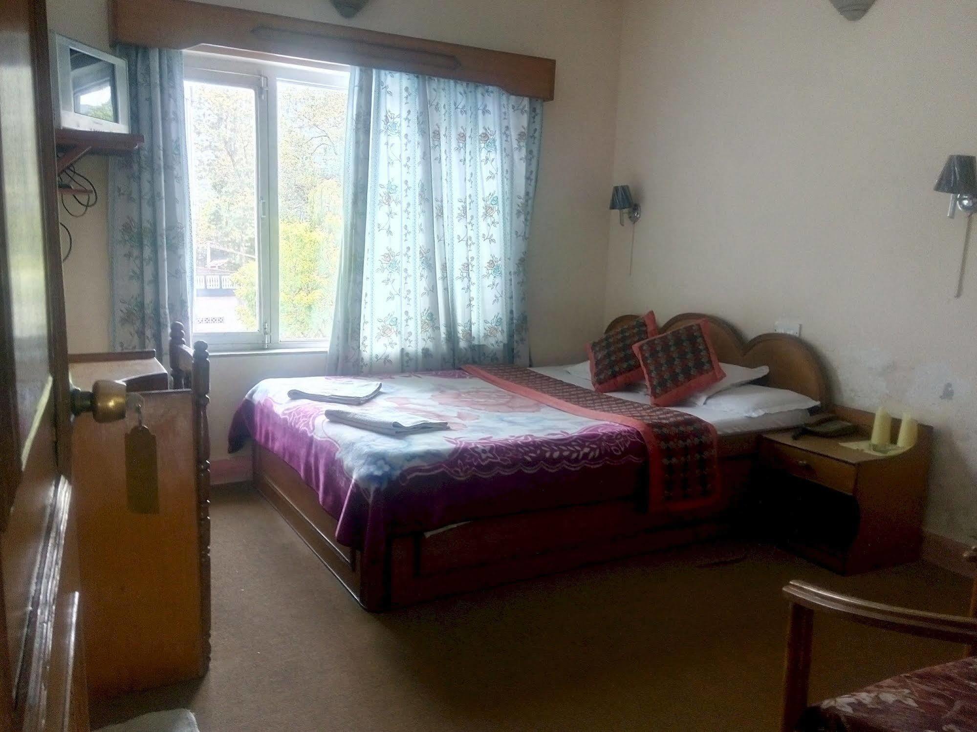 Green Tara Hotel Pokhara Eksteriør bilde